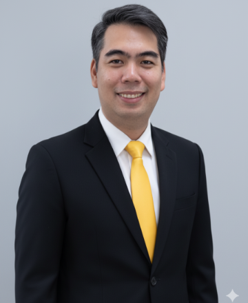 นายพีรวิชญ์ แป้นประหยัด